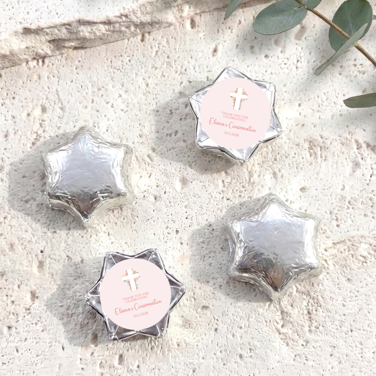Silver star-shaped foil chocolates with cross and personalized label, set of five