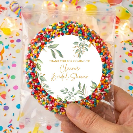 Multicolor candy freckles ring with round thank-you label for bridal shower