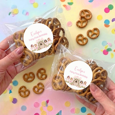 Personalized pretzel party bag set with clear plastic and round birthday sticker