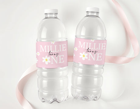 Pink personalised water bottle labels with daisy flowers and name text