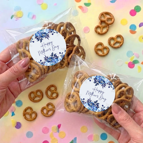 Personalised pretzel bag with navy floral Happy Mother's Day sticker