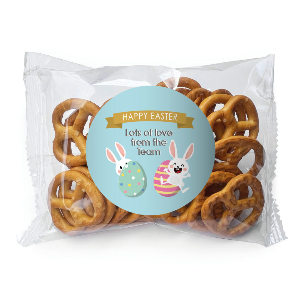 cheeky-easter-bunnies-favours_pretzel