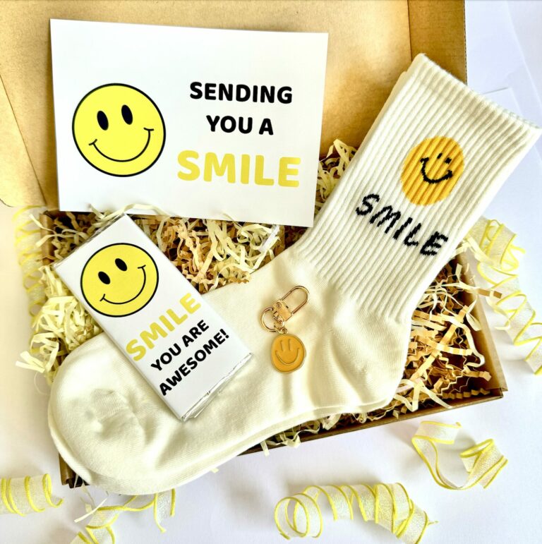 Small Sending You A Smile | Ready To Give Goody Box